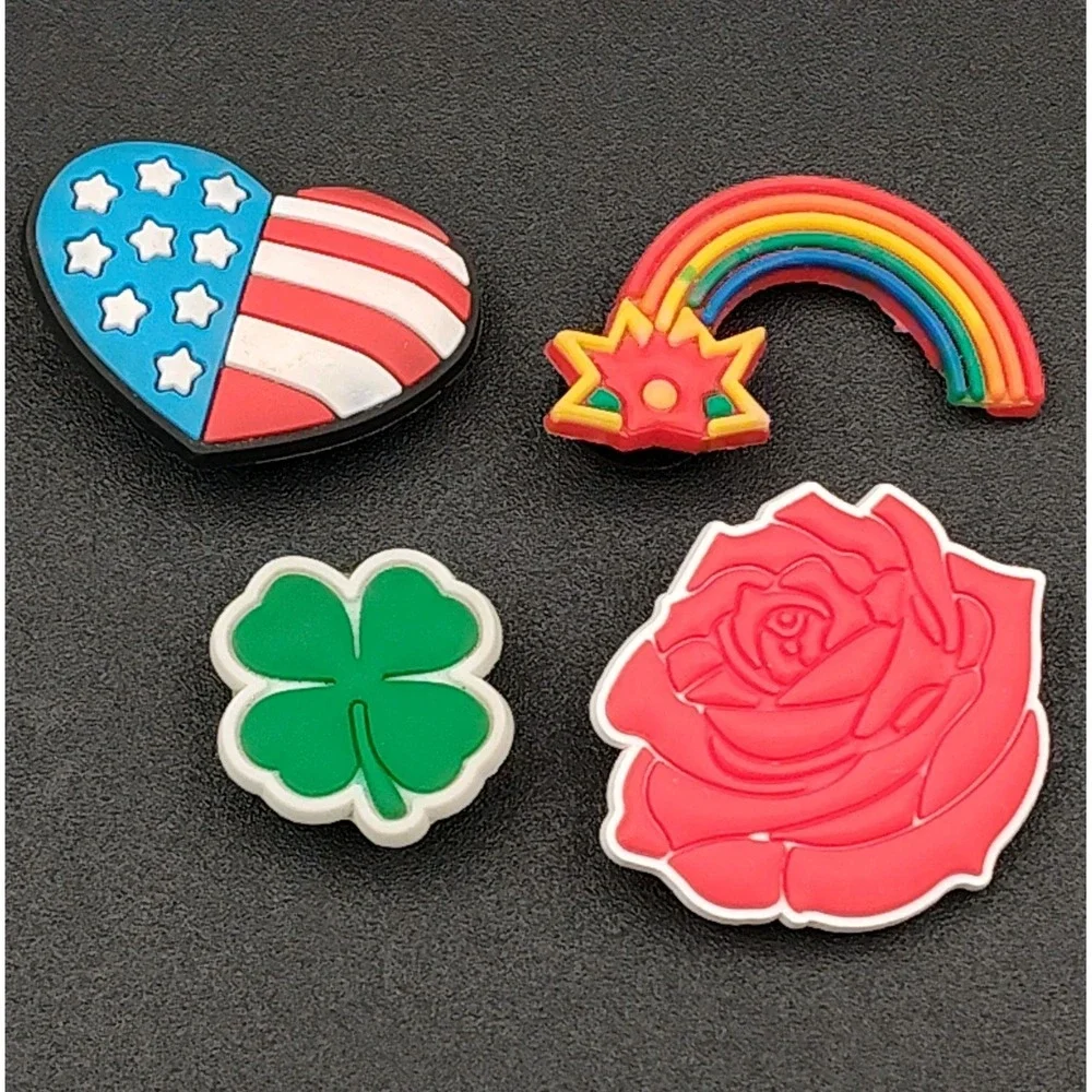 Set-4 Cartoon Shoe Charms Cute Characters Fits Shoes Wristband Accessories 📸👀